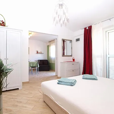 Apartman Fuer 3 Personen Ca 35 Qm In Medulin, Istrien Suedkueste Von Istrien